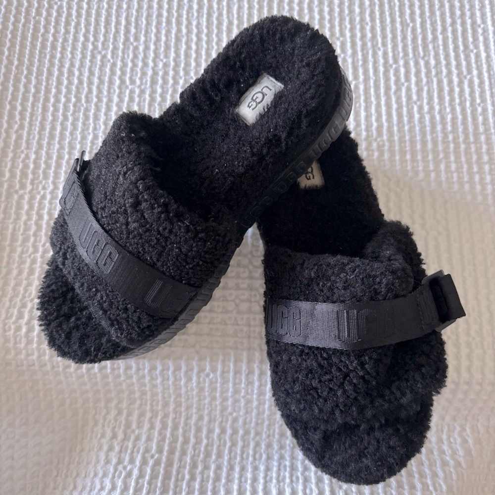 UGG Womens Fluffita Shearling Platform Slide Slippers in Black Sz.10
